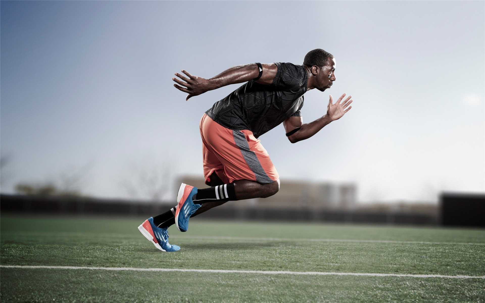 沃尔夫斯堡强调中路渗透突破密集防线,沃尔夫斯堡阵型